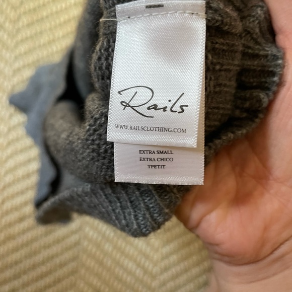 Rails Olivia Ash Cashmere Wool sweater, size XS - Picture 8 of 10